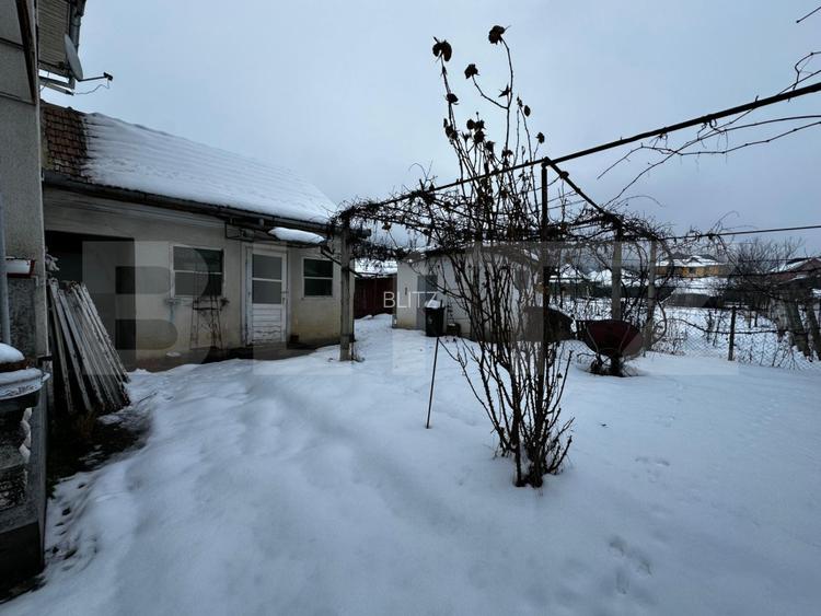 Casa cu 2 apartamente, 6 camere, teren 800 mp-ideal pensiune, centru Ocna Mures - 3
