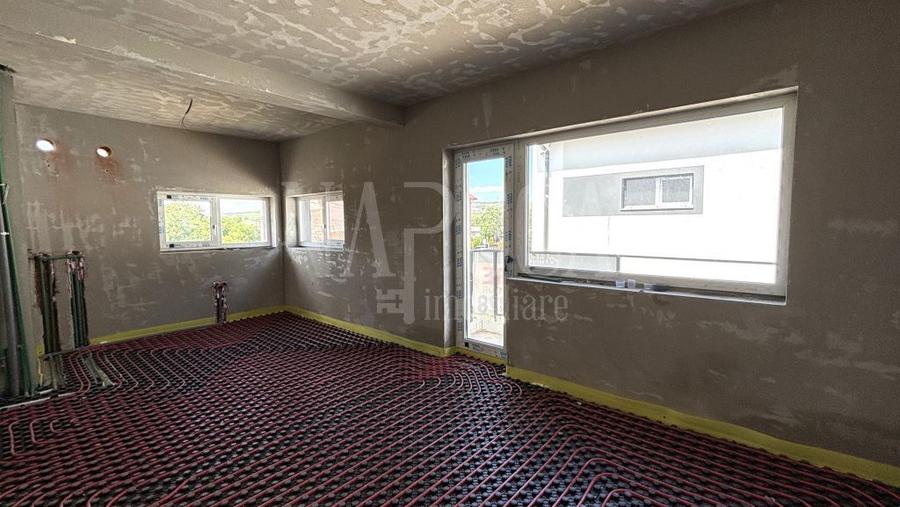 Apartament 4 camere de vanzare in Someseni, Cluj Napoca