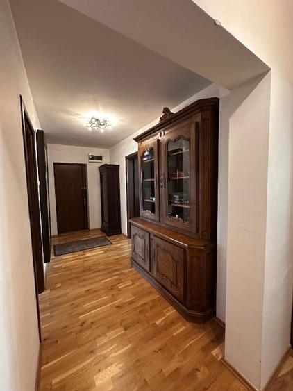 APARTAMENT 3 CAMERE 80MP 5/7 BL 1995 MONOLIT HOL H APROPRIERE METROU SCOALA  81