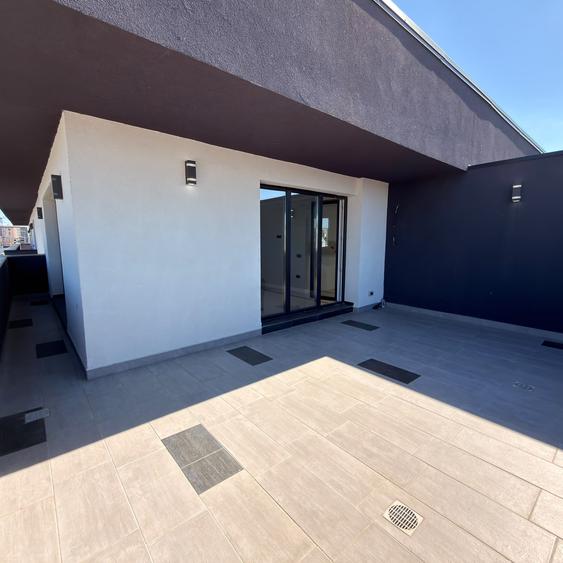 Penthouse 3 camere ultrafinisat de vanzare