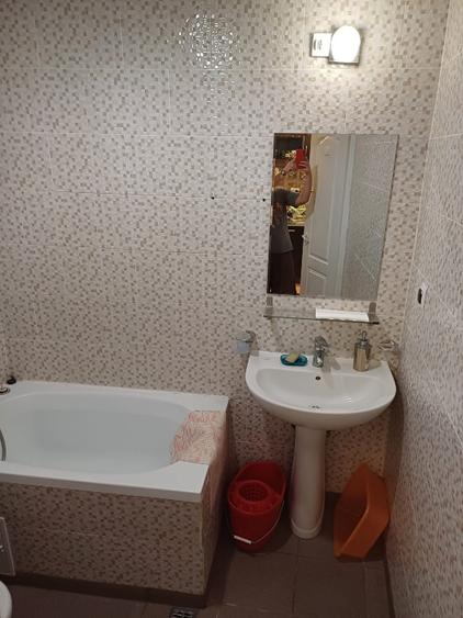 Proprietar inchiriez Casa 4 camere zona Romana, Strada Polona, sector 1