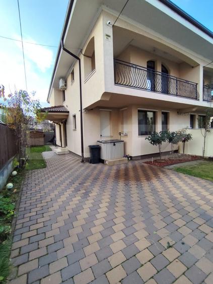 Casa tip duplex, 4 camere, 120 mp utili, zona Florilor
