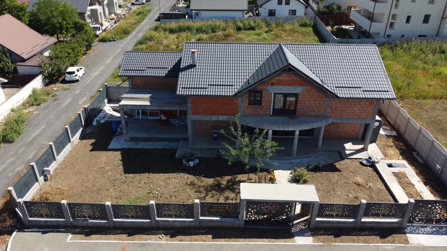 Casa P+M la Rosu in Valu lui Traian