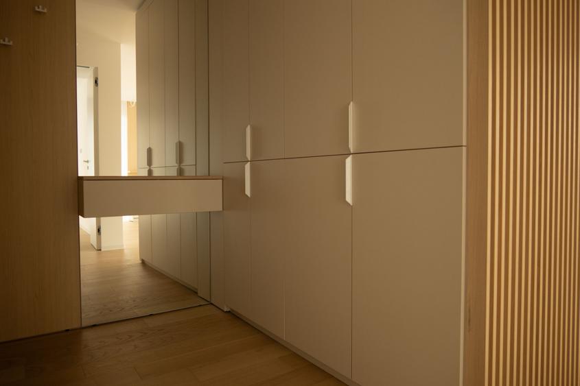 APARTAMENT 2 CAMERE SEMI MOBILAT ONE LAKE CLUB | URGENT DE VANZARE
