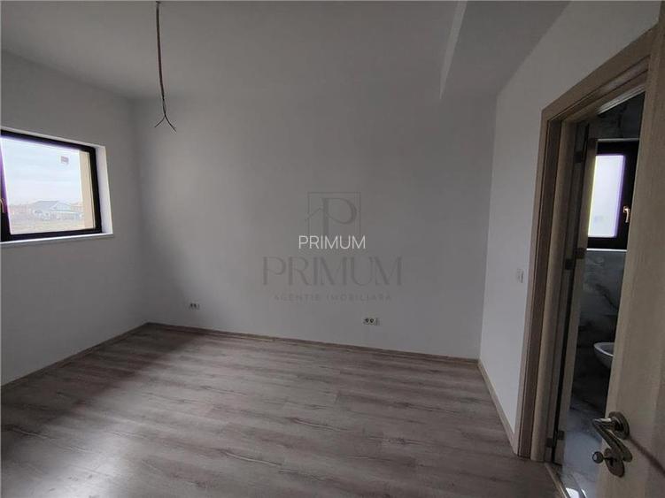 Duplex superb - zona foarte buna - disponibil imediat - finisaje top - perete co