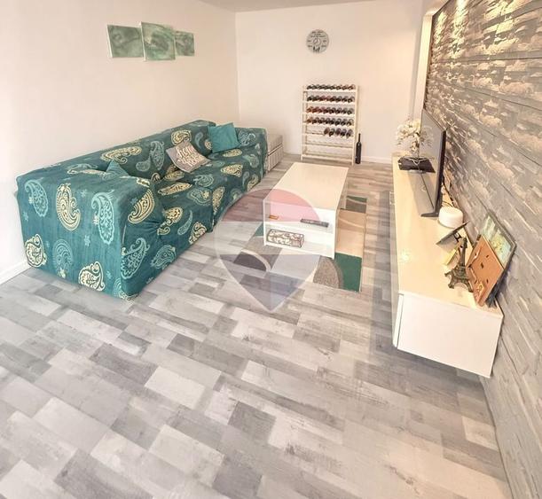 Casă cu 6 camere,  pe strada Balc Vodă