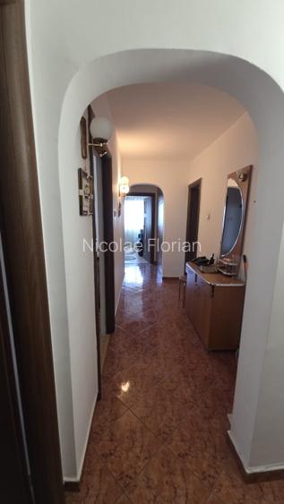 Apartament 4 camere - strada Doamna Ghica - langa Palatul Ghica - 11