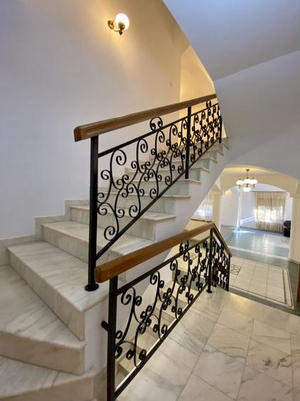 Vila de vanzare 8 camere zona Baneasa, Bucuresti teren 1400mp-piscina