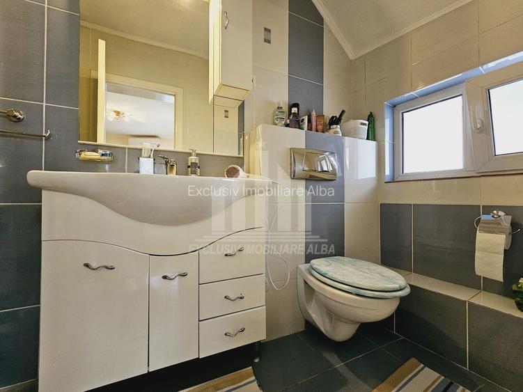 Casa individuala | Pensiune | 550 mp | 1100 mp teren | Cetate - 14