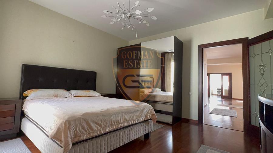 3 camere 180 mp + Parcare privata, modern Peninsula, Centrul Vechi, Piata Ovidiu