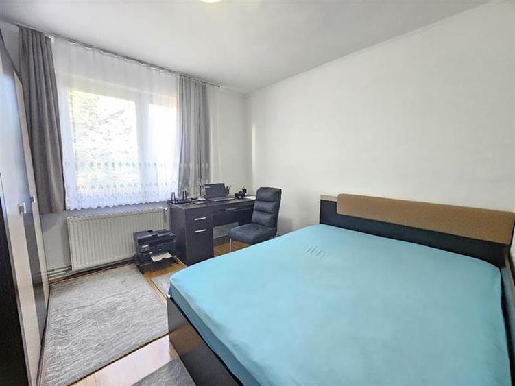 Apartament 2 camere Tudor etaj 2 mobilat utilat, garaj. Zona E.ON Gaz.