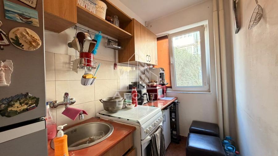 Apartament de vanzare 3 camere in zona Sagului, Timisoara