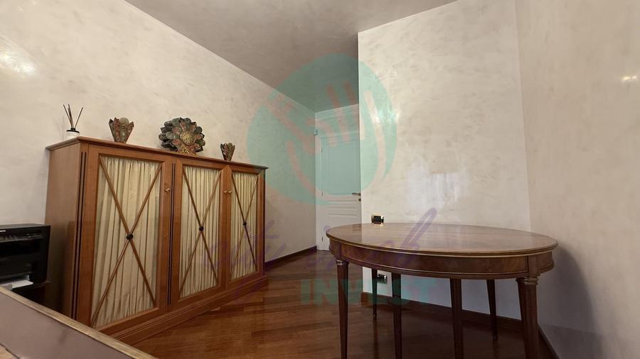 4 camere de lux în Primăverii cu terasă și 2 parcări