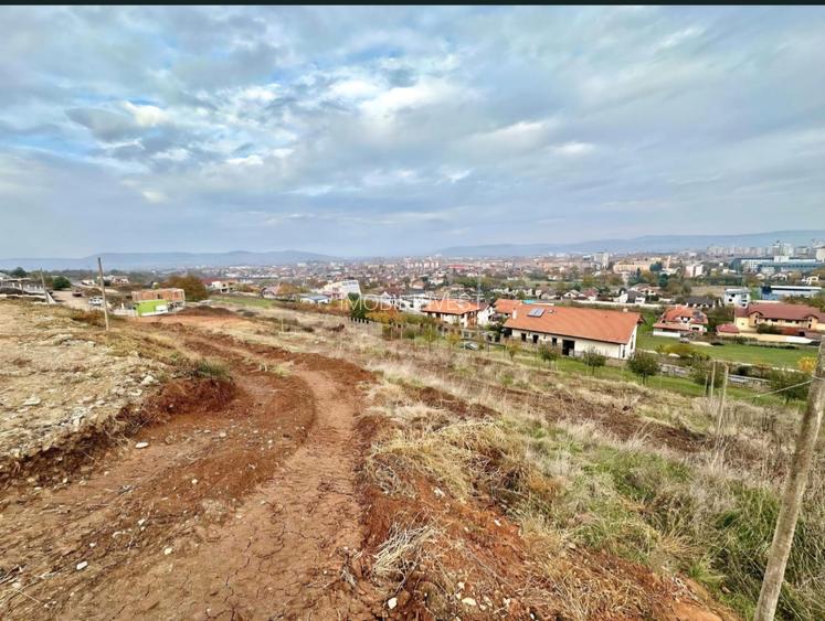 Teren intravilan 1.068 mp -vedere panoramică|Toate utilitățile| Schit - 2