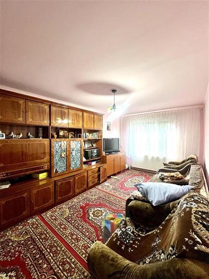 Apartament de vanzare cu 3 camere Rogerius - 8
