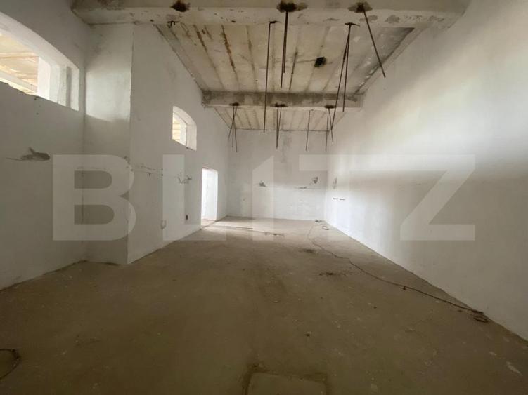 Hala industriala, 255 mp, zona Mofleni