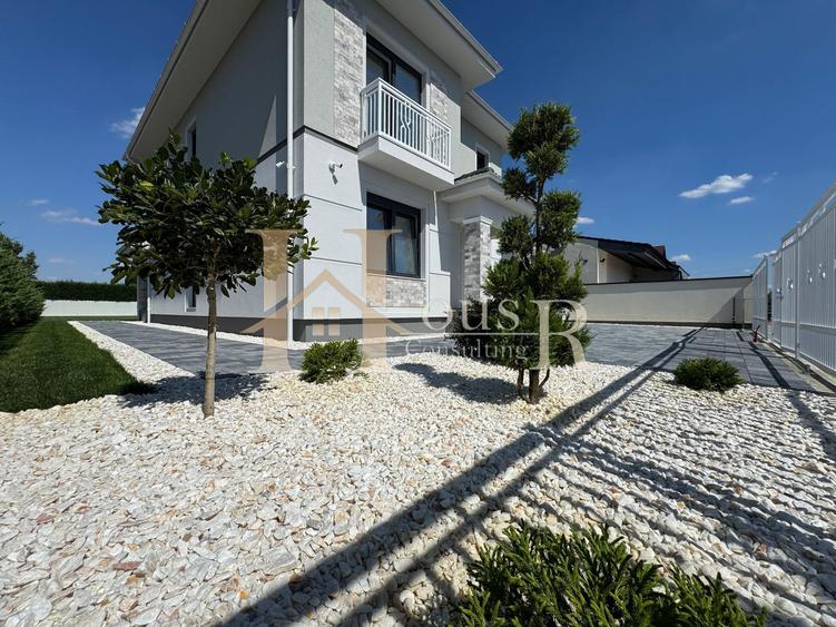 NU E DOAR O CASA.ESTE ACASA.CASA VISURILOR TALE.TOTUL LA SUPERLATIV!