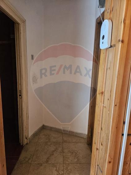 Spatiu cu o camere de închiriat în zona Ultracentral