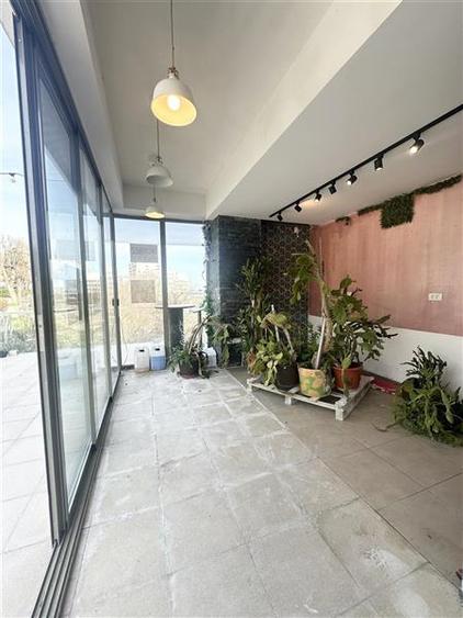 Spatiu Comercial Eforie Nord 160 mp, Situat in Zona Foarte buna, Trafic Intens,