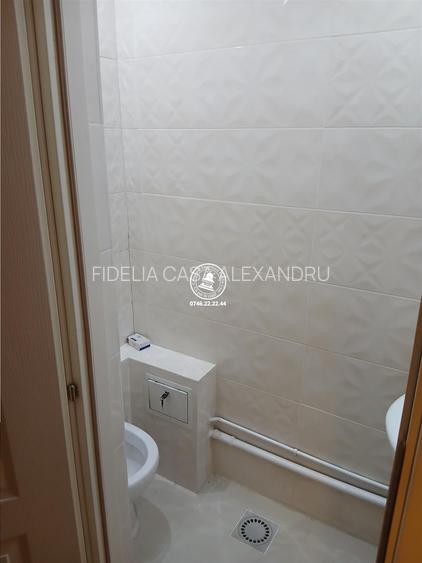 Apartament cu 4 camere , 2 bai, 3 balcoane Zona Pacurari - 2