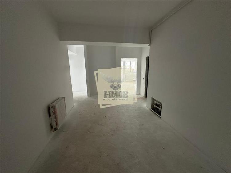Apartament 3 camere etaj 3 cu balcon zona bd. Mihai Viteazu