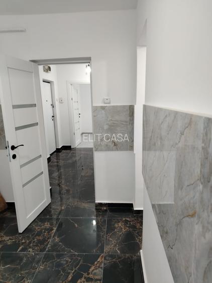 Apartament cu 3 camere, etajul 2/4, zona Tatarasi - 4