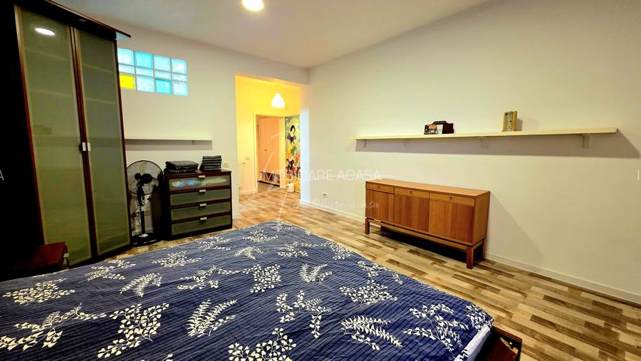 Apartament cu 5 camere-239 mp.+ terasa 358 mp. Prelungirea Ghencea 281- parter - 41
