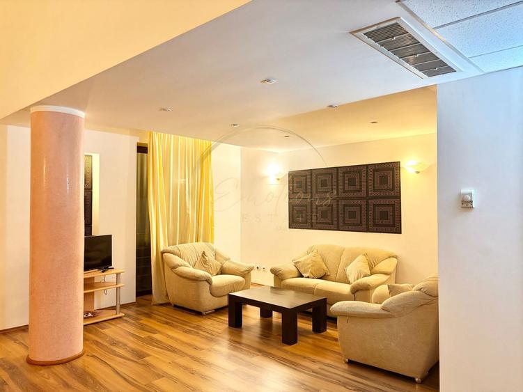 Apartament 3 camere - complexul studenṭesc | Penthouse