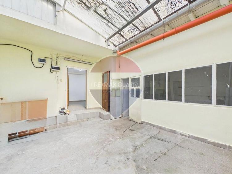 Casa cu 8 camere de vanzare | rezidential si comercial | Nerva Traian - 17