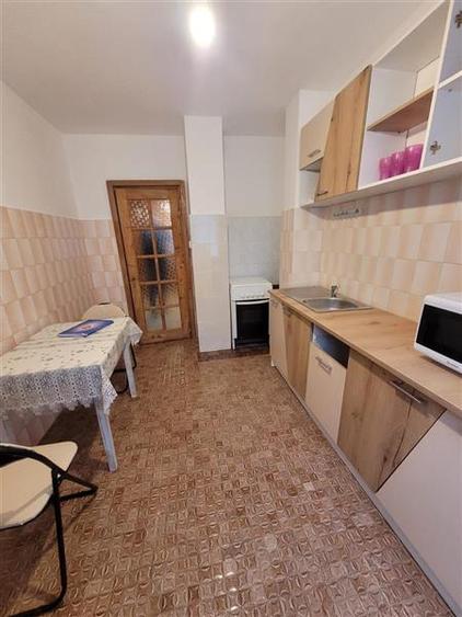 Apartament 2 Camere Decomandat, Bine Pozitionat, Mangalia