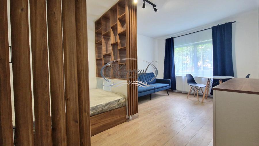 Studio modern, strada Almasului, Manastur