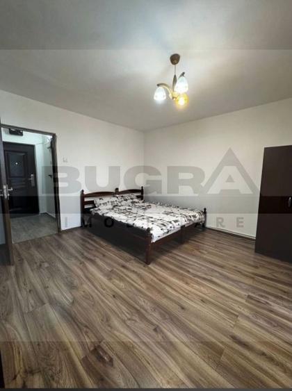 Garsoniera, 32mp, etaj intermediar, zona Parang