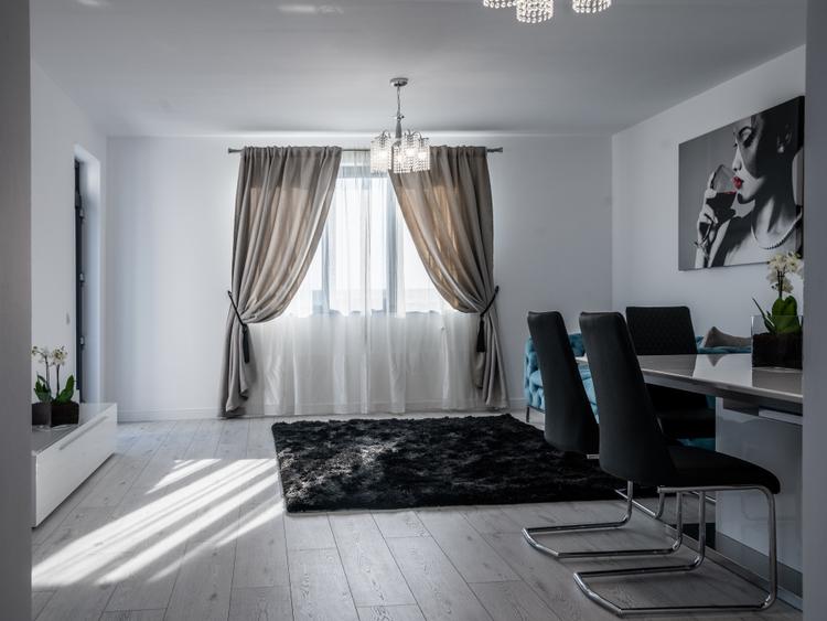 Domnesti, vila 4 camere, P+1+Pod, toate utilitatile, curte amenajată
