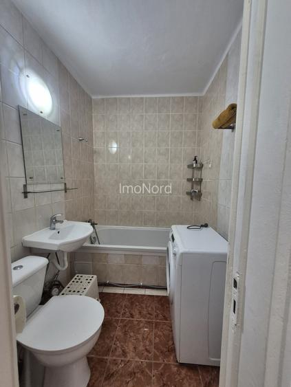 3 camere renovat, mobilat , balcon, str.Londra, loc parcare inclus - 9