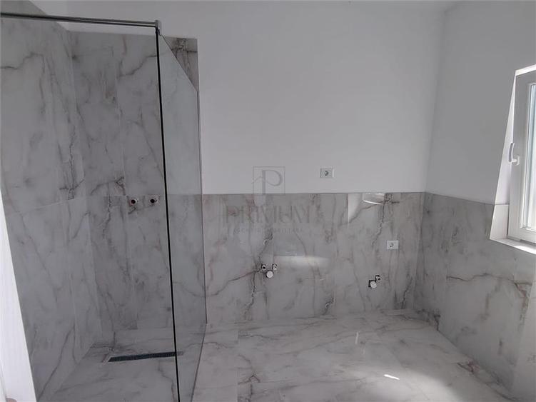 Duplex 3 camere - teren generos - compartimentare excelenta