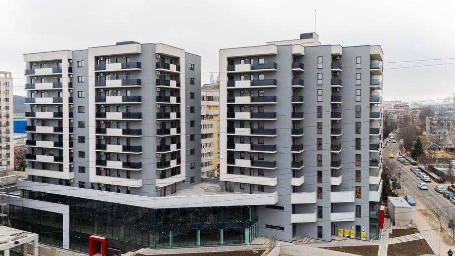 APARTAMENT CU 3 CAMERE & 2 BAI, NICOLINA LA BULEVARD, BLOC NOU