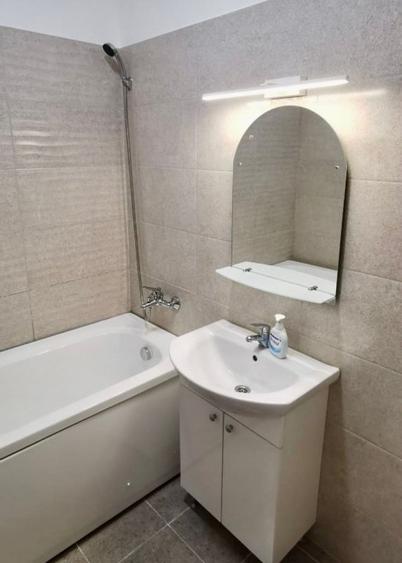 Inchiriez apartament 2 camere LUX