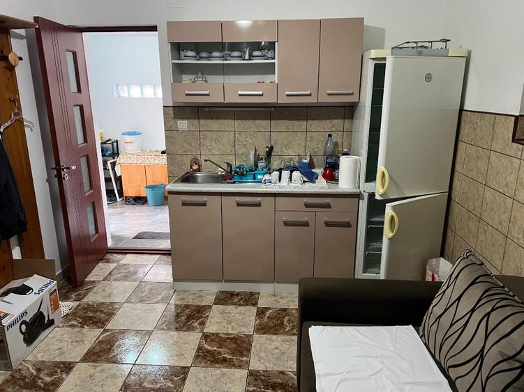 Casă la strada principala, comuna Câmpuri, Vrancea