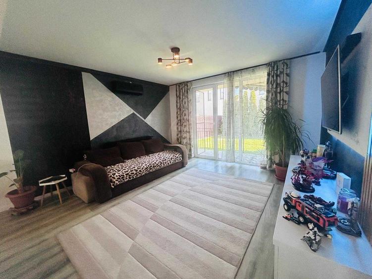 Duplex de vanzare,zona Urusagului