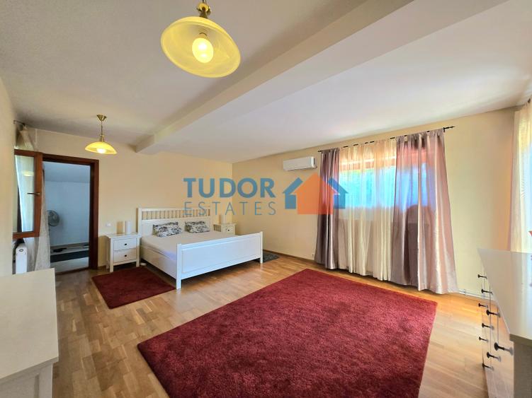 Elegant 2-Bedroom Penthouse Duplex with House-Like Feel