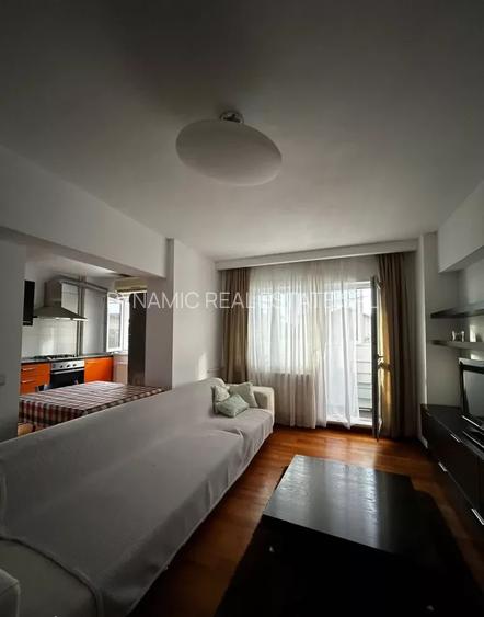 Piața Muncii - Metrou 2 Min - 2 Camere - Etaj 3 - Disponibilitate Imediată - 14