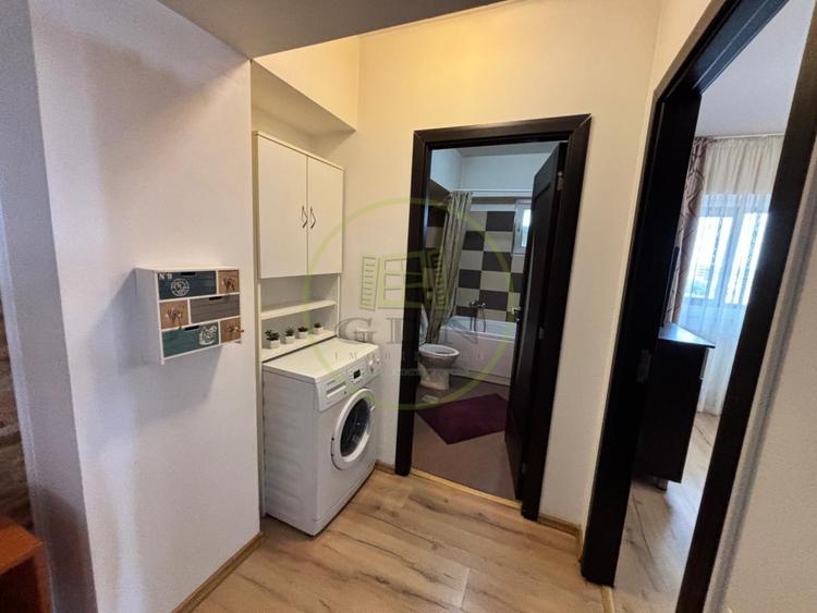 Apartament 2 camere, 75.90 mp, cartierul Craiovita Noua, zona Racheta