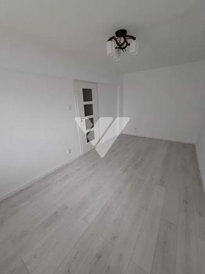 Apartament 2 camere decomandat, renovat, etaj 3/4 - zona Piata Rahovei