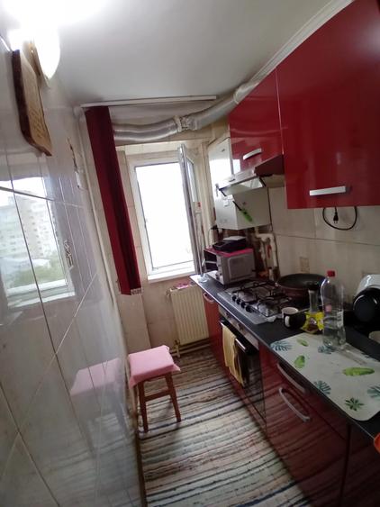 - Apartament La Cheie - Renovat - 2camere confort 2 Viziru 3 E-uri.