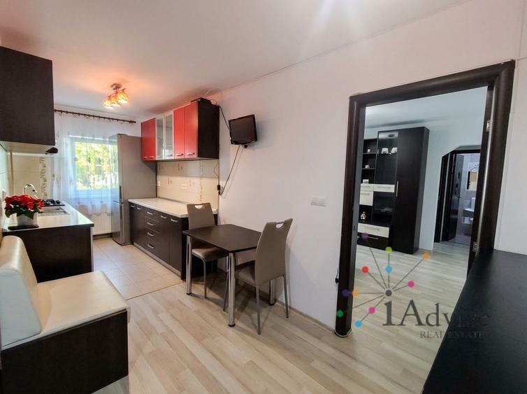 Apartament 3 camere + birou, 2 băi, grădină 40 mp