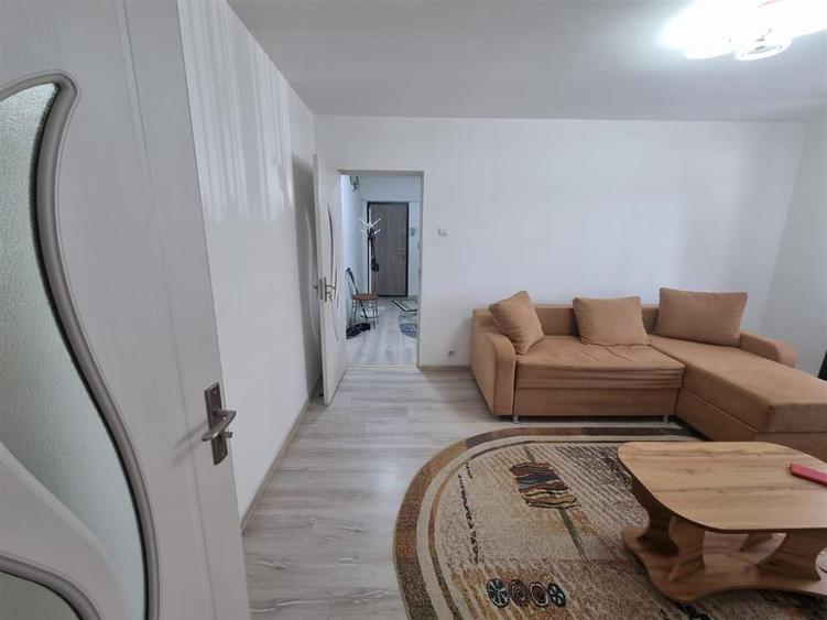 Apartament cu 3 de inchiriat ultracentral Fagaras