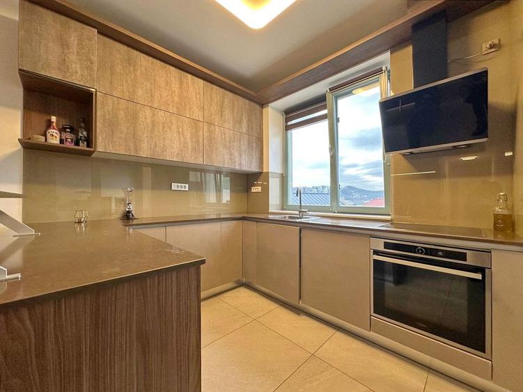 Apartament premium —Complex Chiville, Centru Istoric, vedere Cetate
