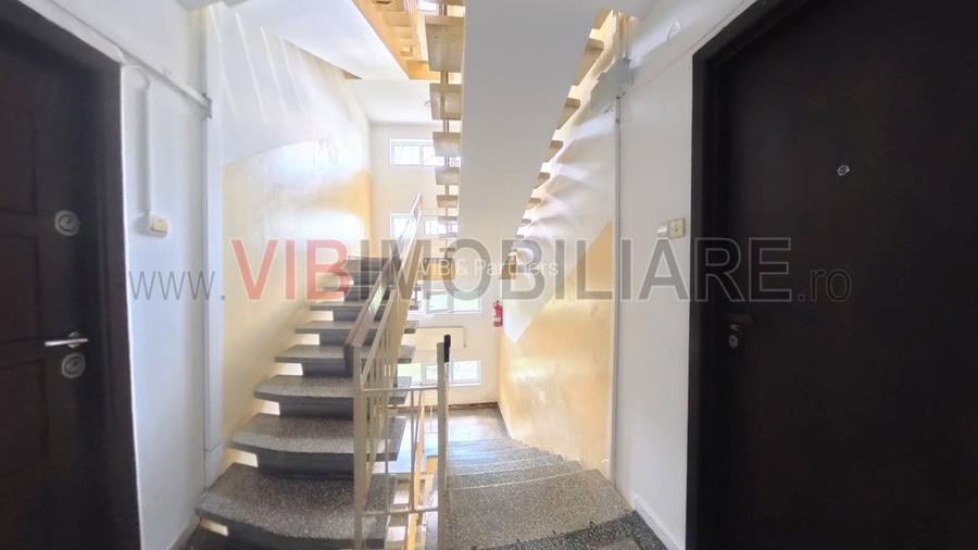 Metrou Gorjului/ Str Apusului /3 camere / 59mp/ - 8