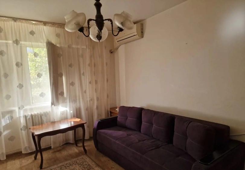 Apartament 3 camere, decomandat, zona Tatarasi