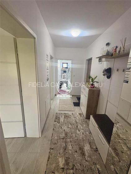 Apartament 2 camere decomandat Bucium loc de parcare - 7